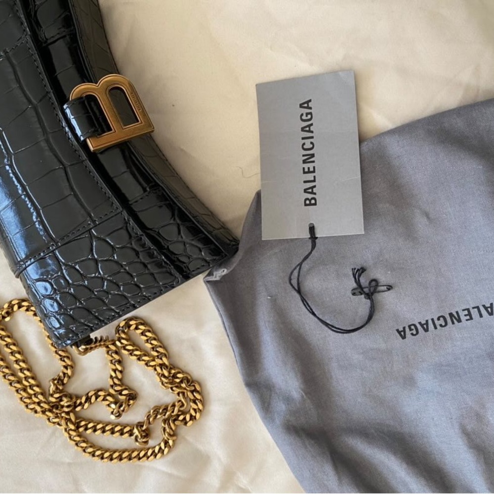 Balenciaga Shiny Mock-Croc Hourglass Wallet On Chain